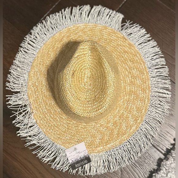 ?KENSIE??NWT?Straw Hat with White Fringe main image 11